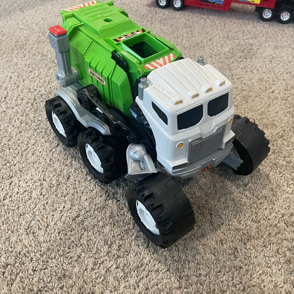 2009 Matchbox Stinky The Garbage Truck - NOT WORKING